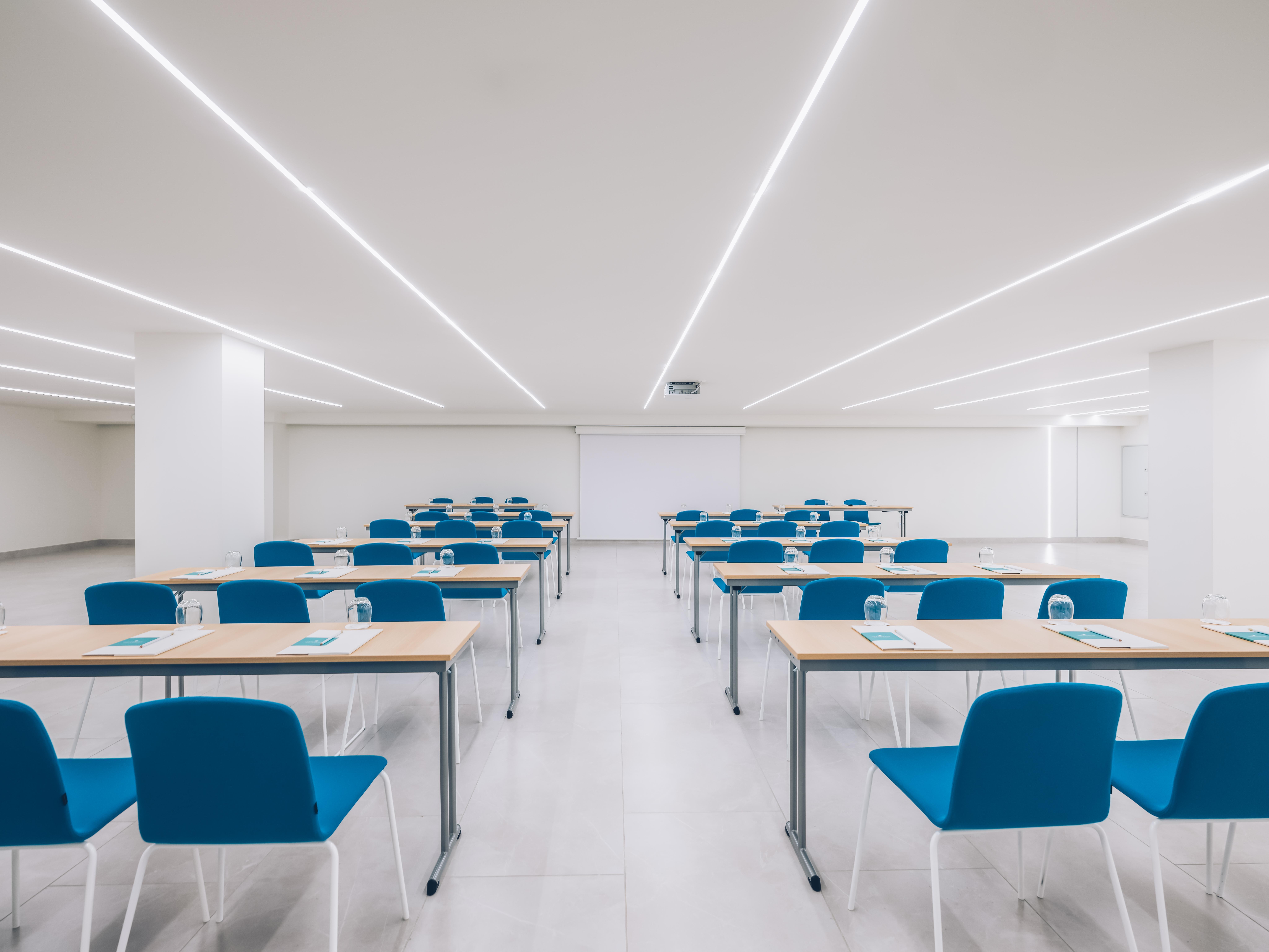 ホテル イベロスター セレクション サビラ アデヘ エクステリア 写真 Classroom